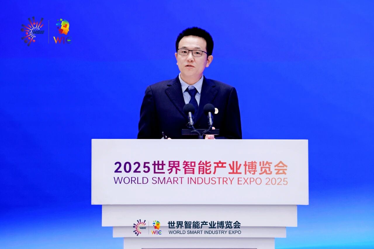 1757494815333252.jpeg 7991bf947b22b04e7891fef72045581c.jpg